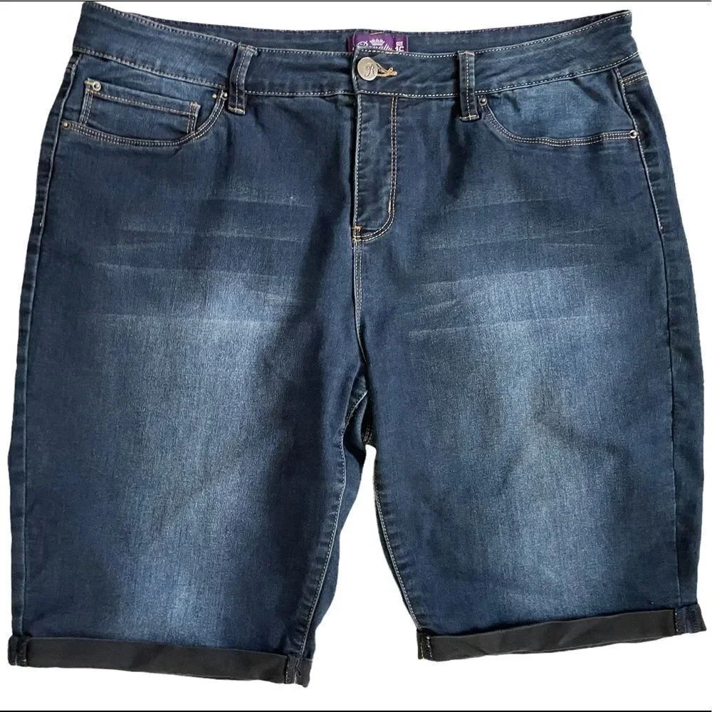 Royalty for Me denim cuffed shorts with stretchy waistband, size 16.